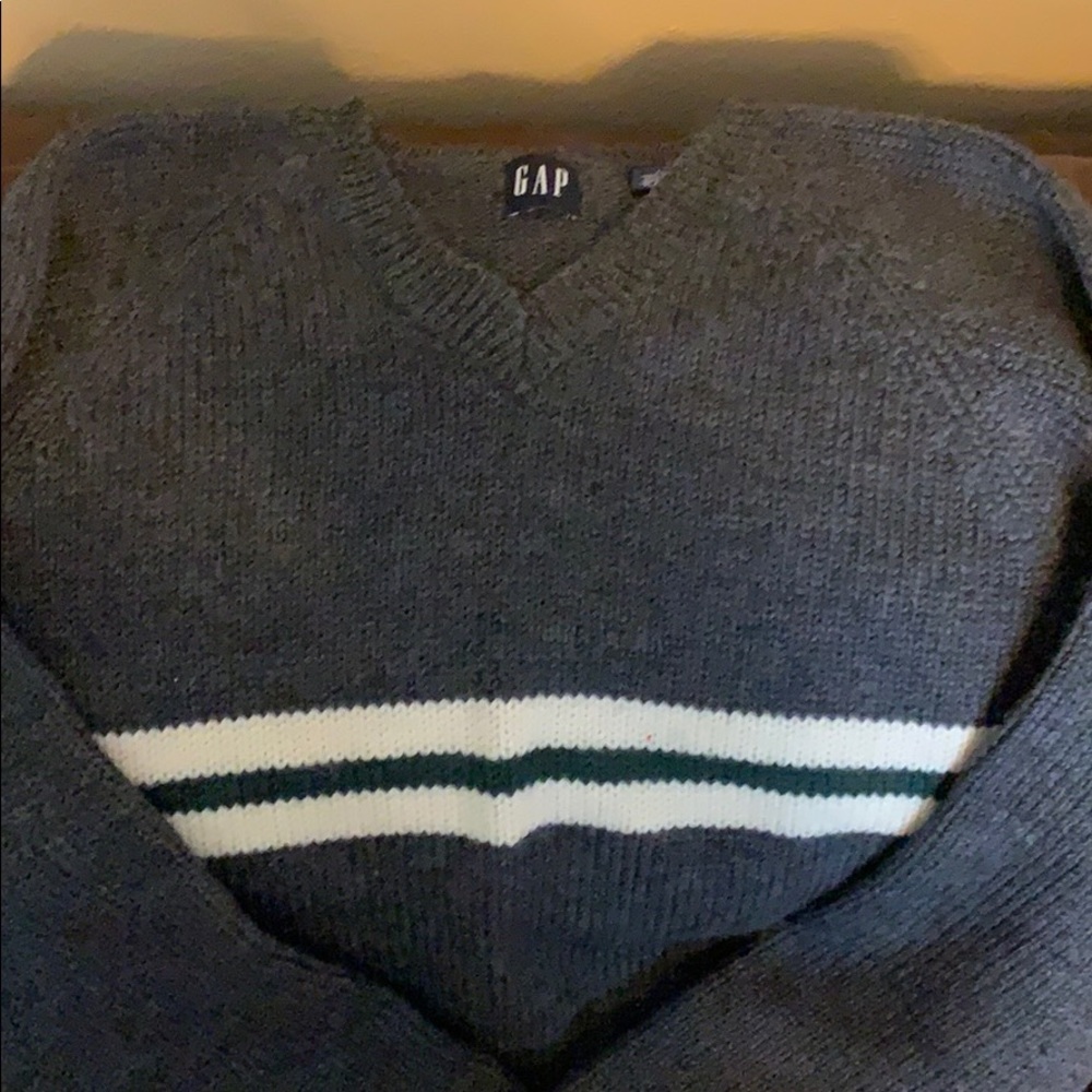 GAP, Wool V-Neck Sweater